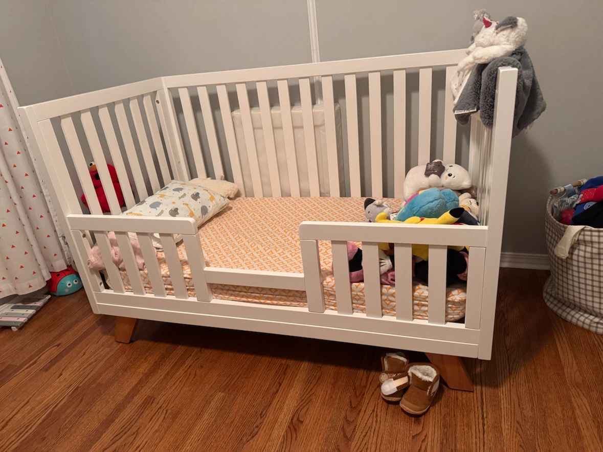 ChildCraft Soho 4-in-1 Convertible Crib + Guard Rail + Mattress - photo 2