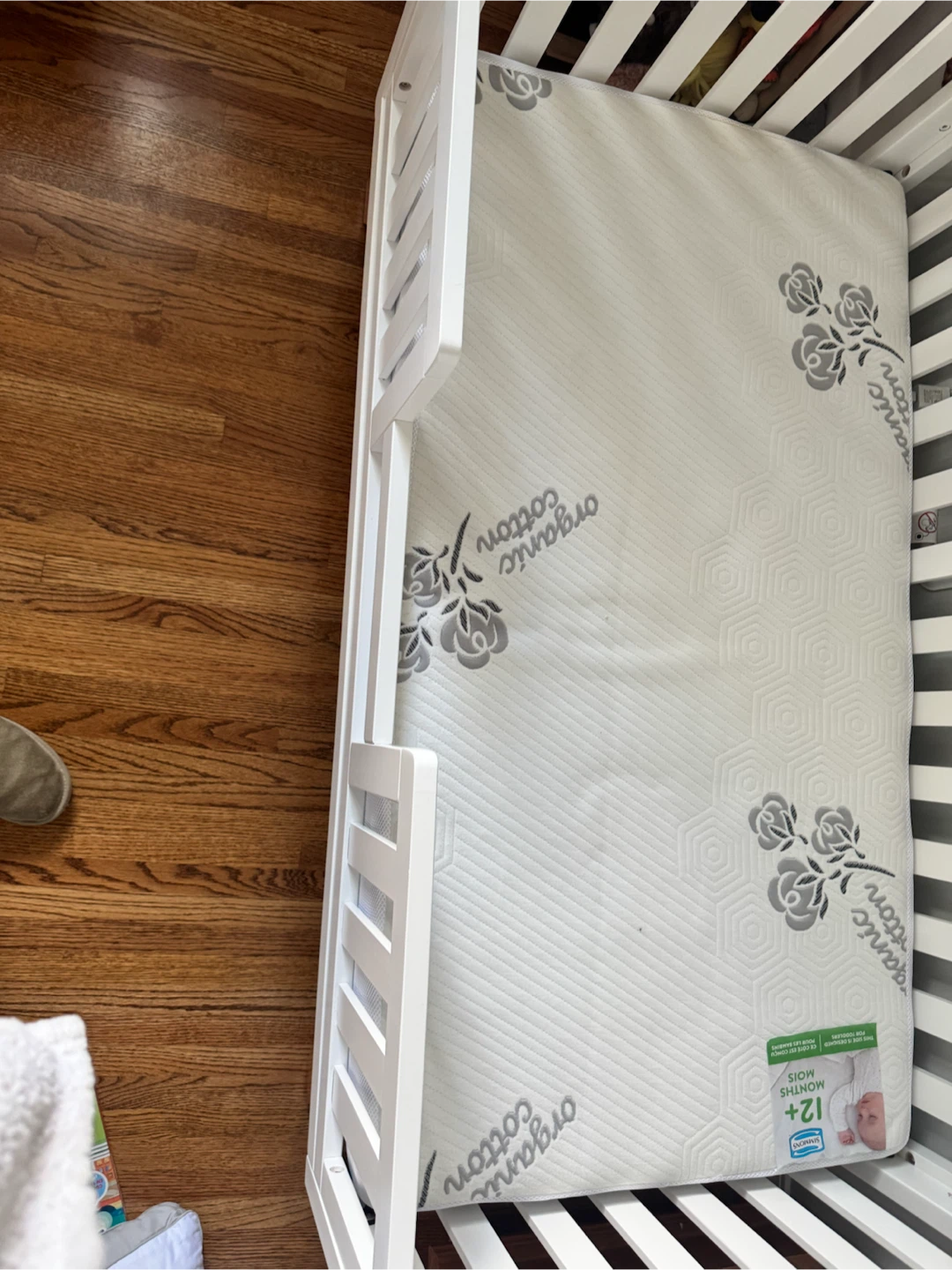 ChildCraft Soho 4-in-1 Convertible Crib + Guard Rail + Mattress - photo 5