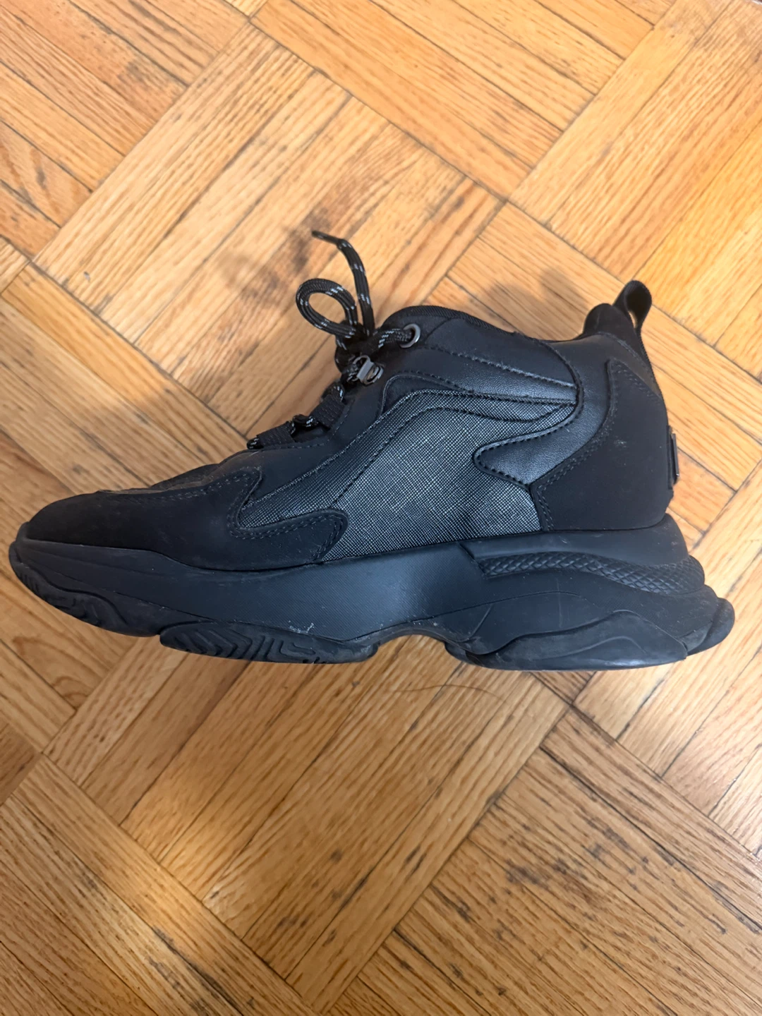 STL Black Platform Sneakers - photo 3
