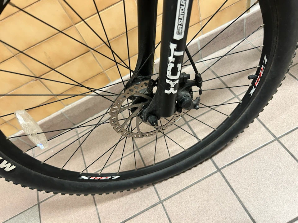 Northrock XC27 Mountain Bike – Like New and Fully Equipped! - photo 3