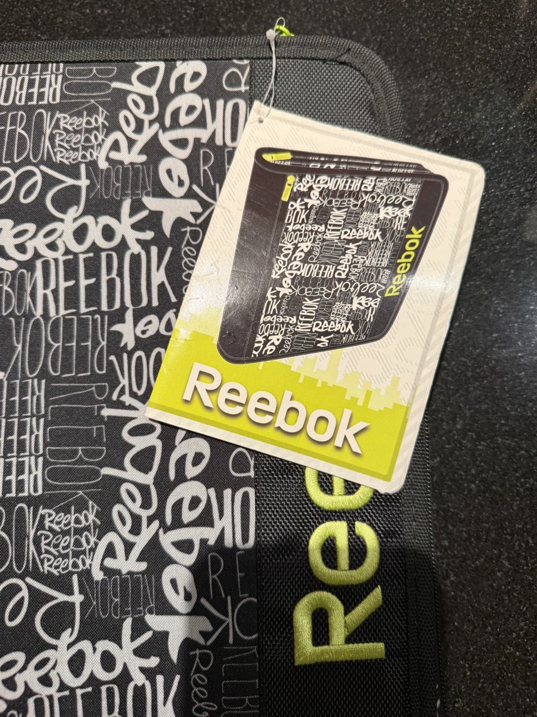 Reebok Zippered Binder