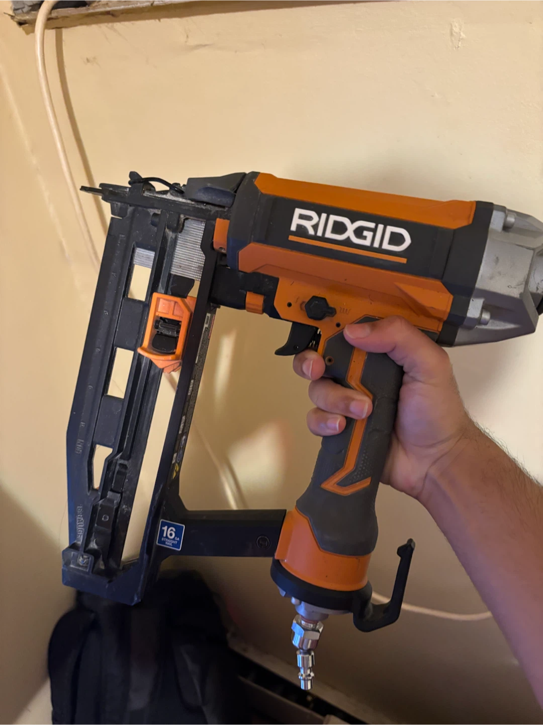 Ridgid 16 Gauge Straight Finish Nailer