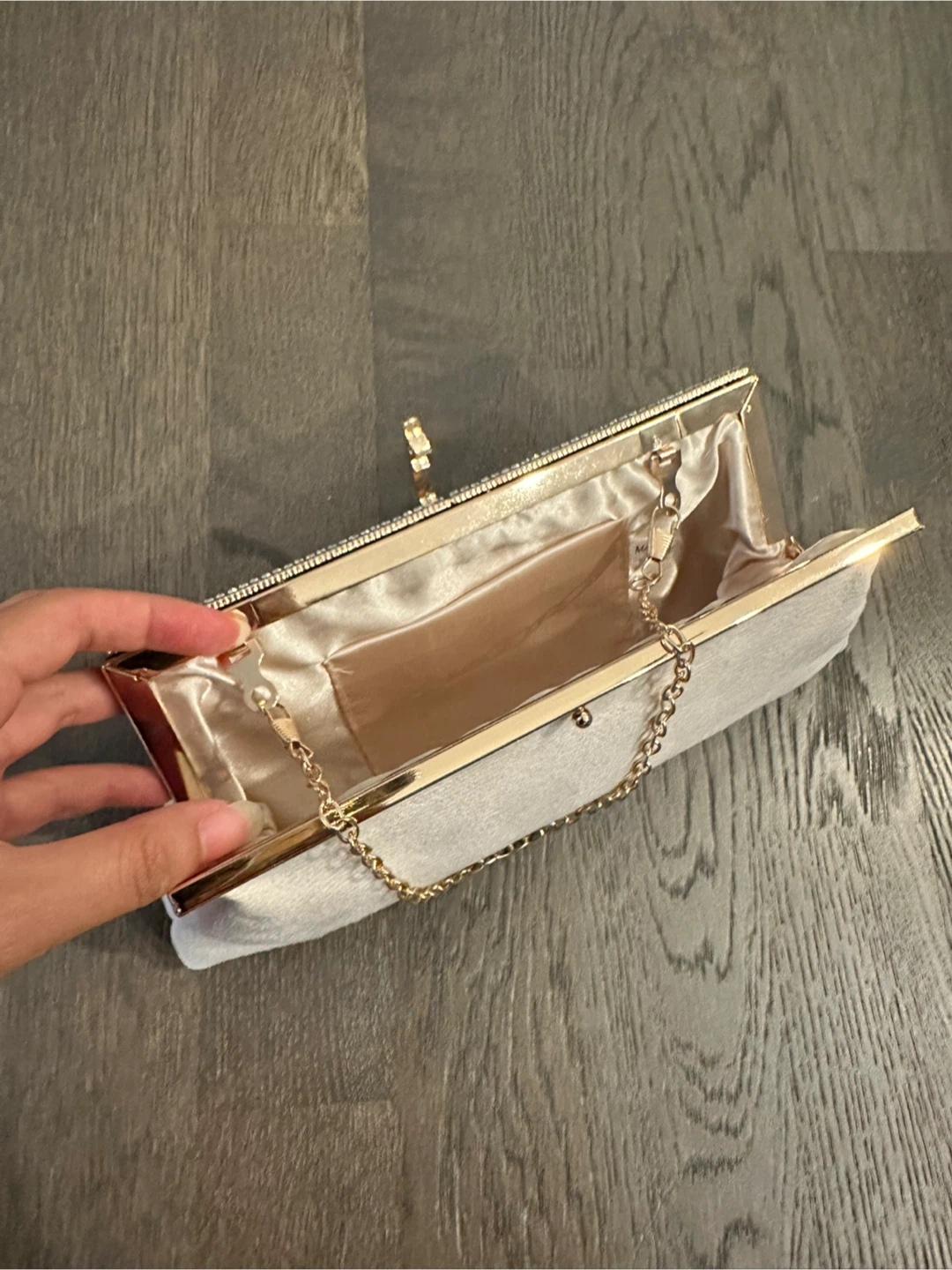 Cream velvet evening clutch bag - photo 4