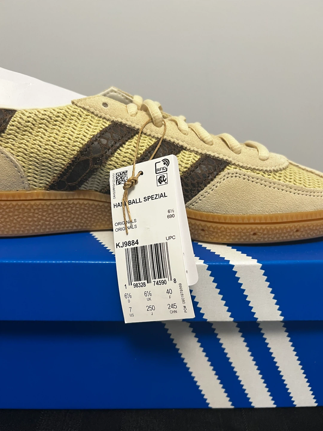 NEW Adidas Handball Spezial size 7 Men’s - Womens 8 1/2 - photo 2