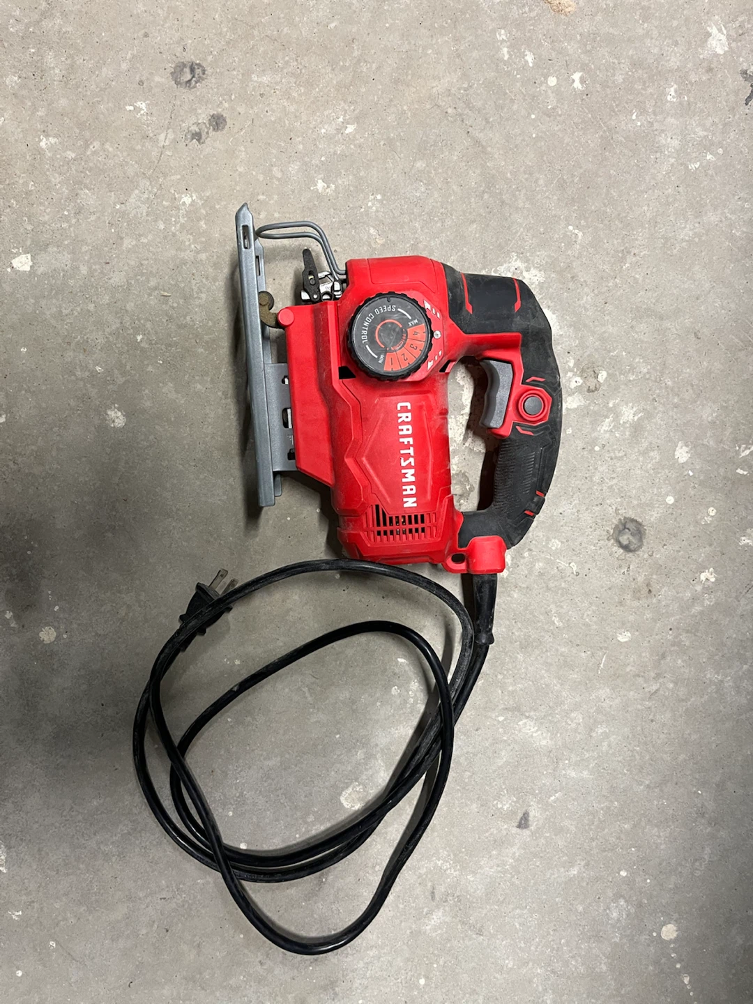 Craftsman CMEJ610 Corded Jig Saw