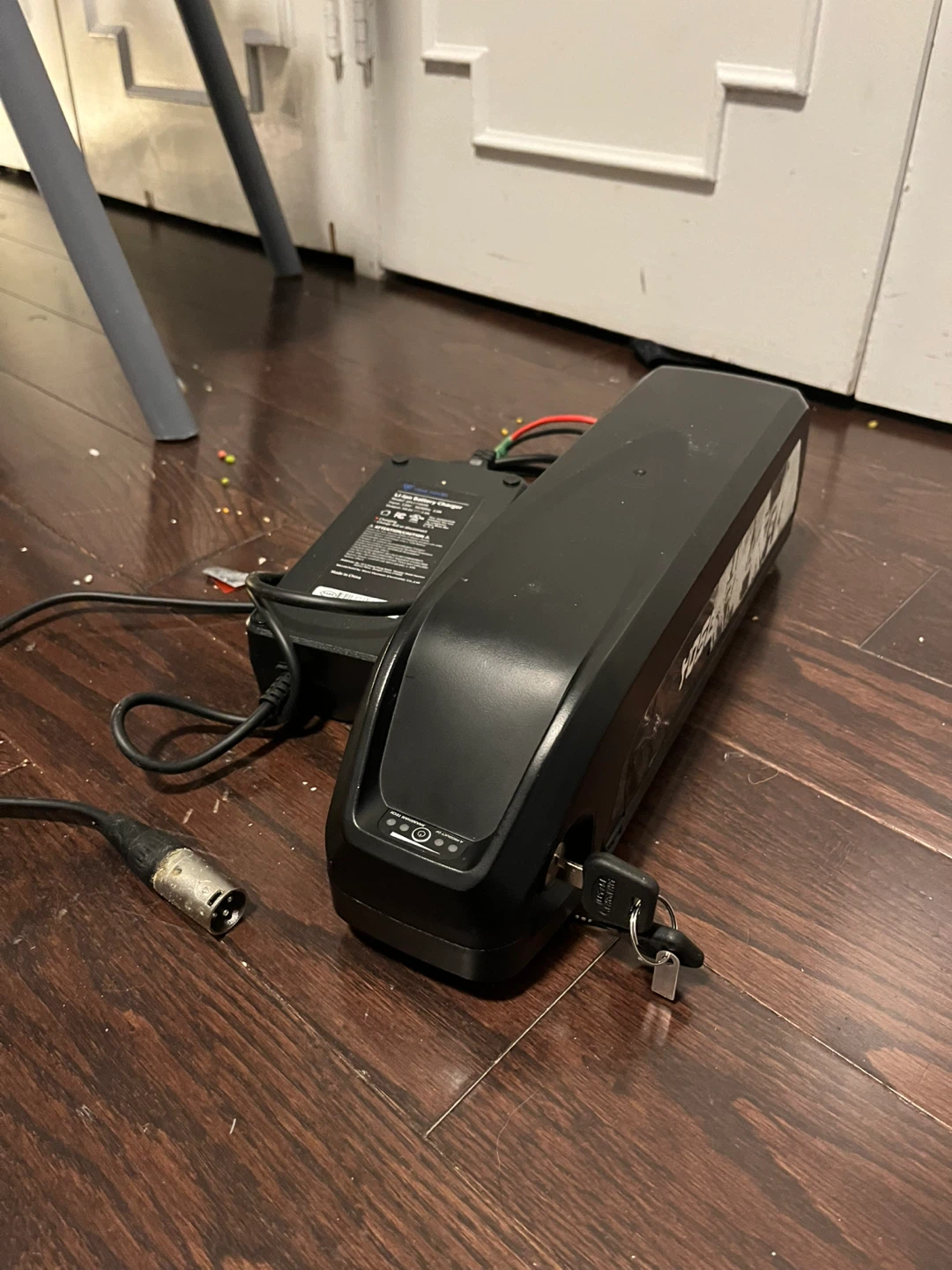 Yose Power E-bike Battery and Charger - photo 3