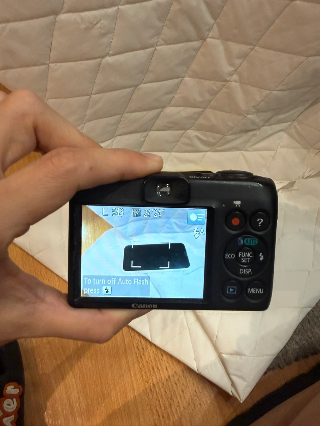Canon PowerShot A1400 Digital Camera - photo 4