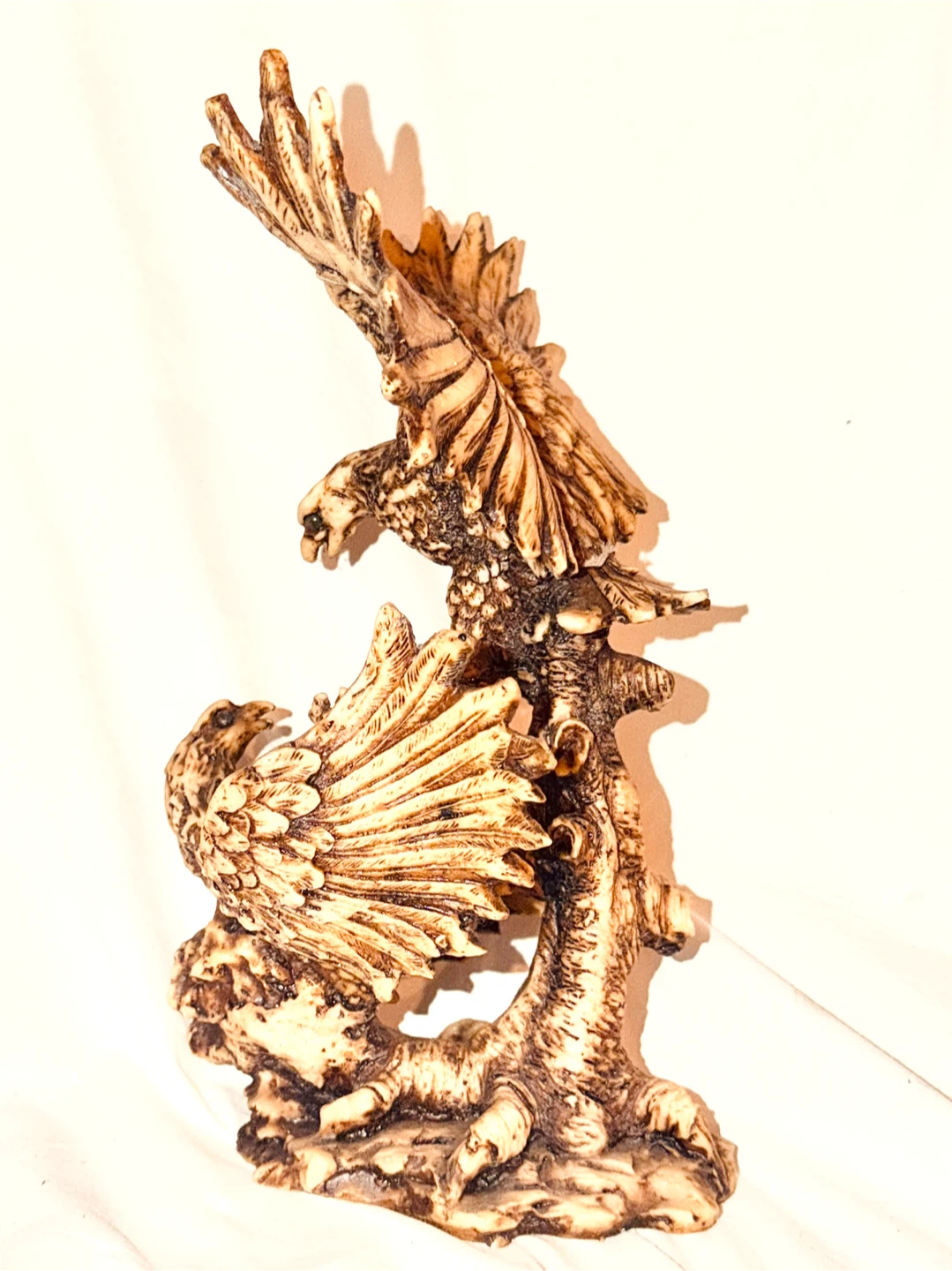 Double Eagle  fighting. Decorative Figurine eagle statue - photo 4