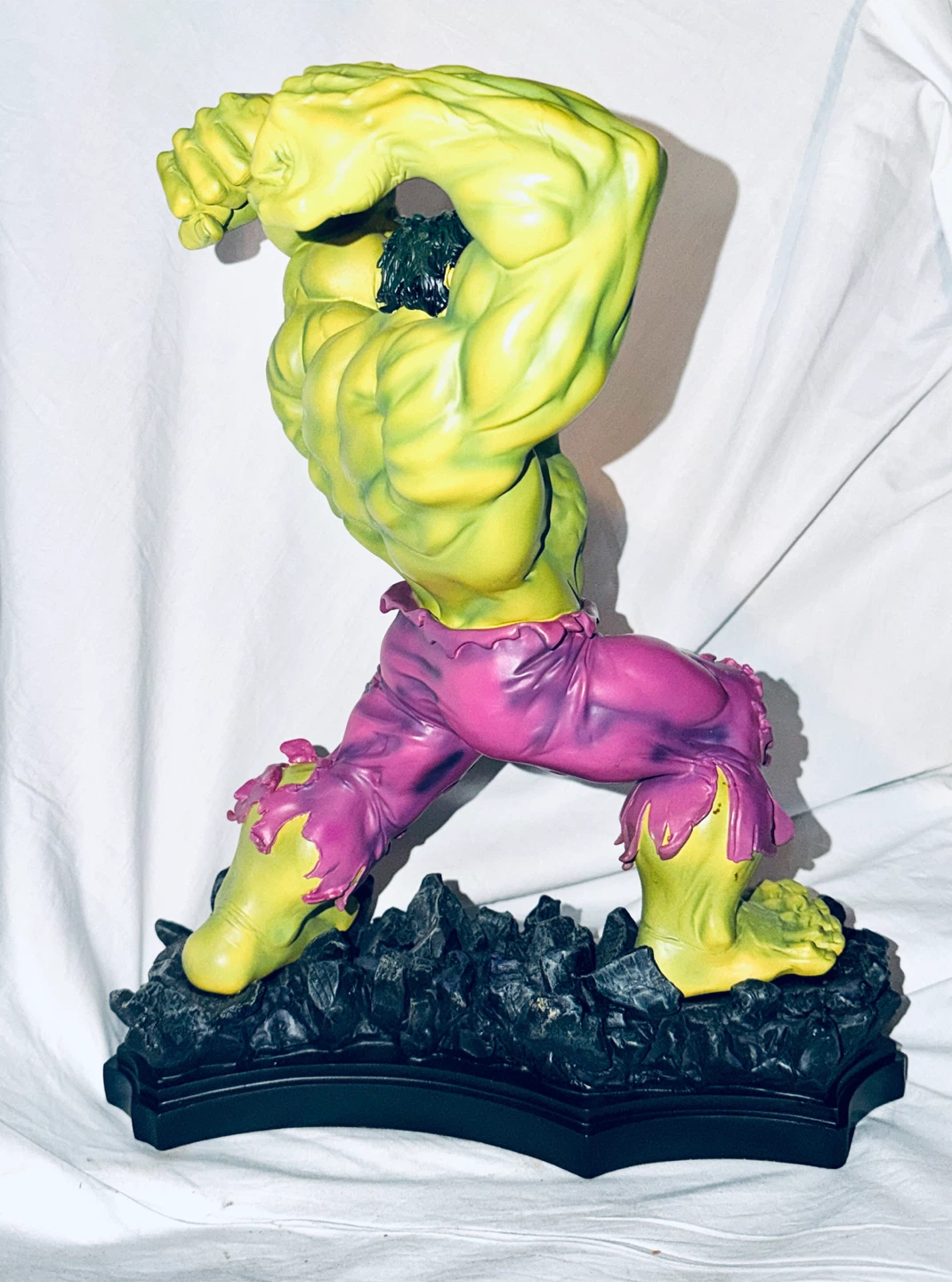 Incredible Hulk statue bowen designs  avengers hulk smash - photo 3