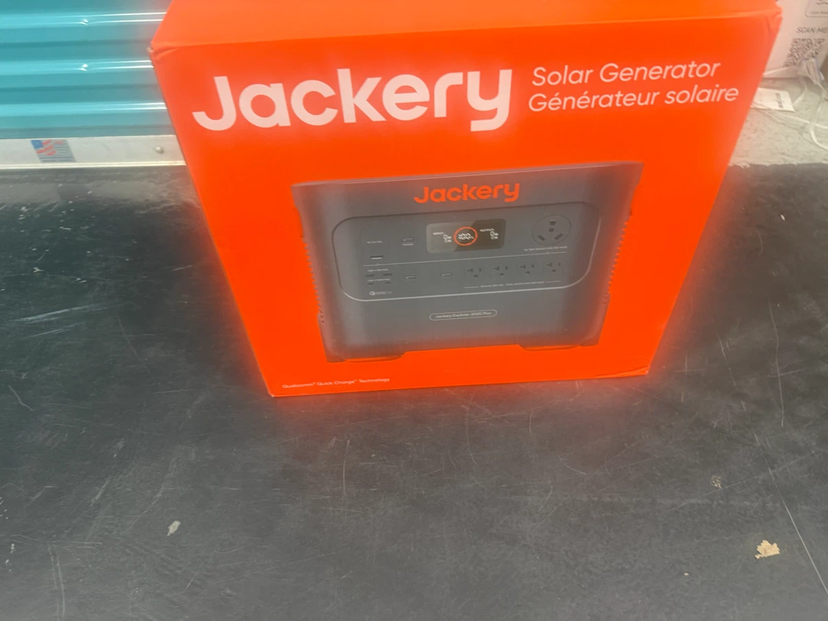 Jackery Solar Generator