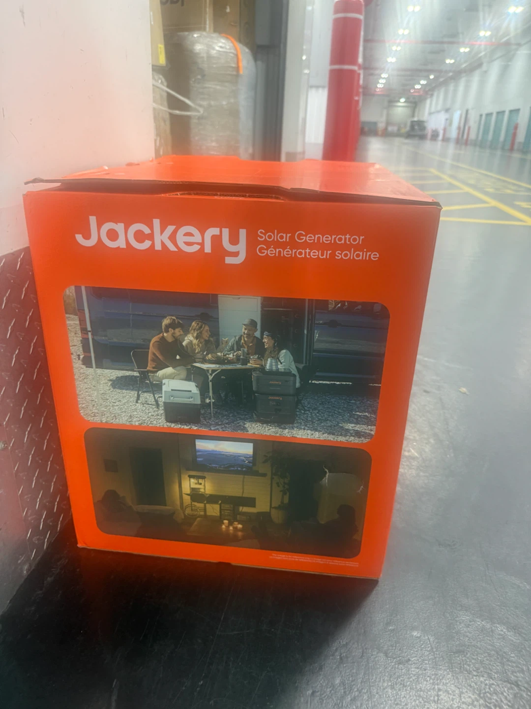 Jackery Solar Generator - photo 3