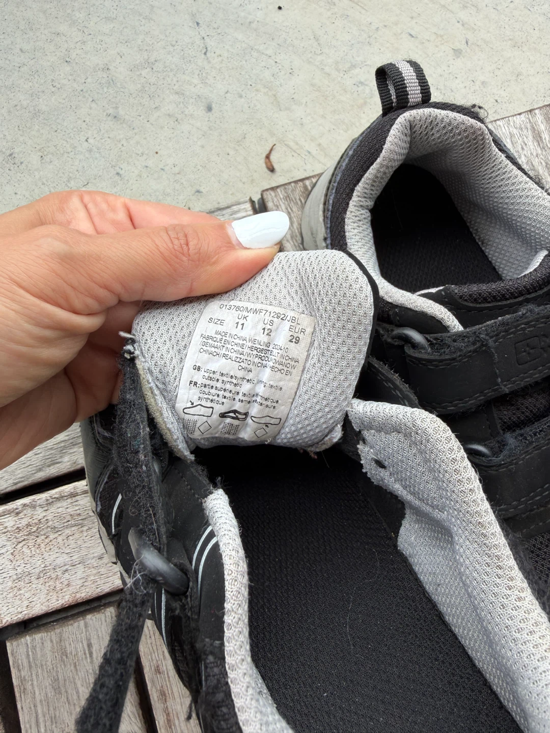 Mountain Warehouse Kids Trainers Size 12 - photo 4