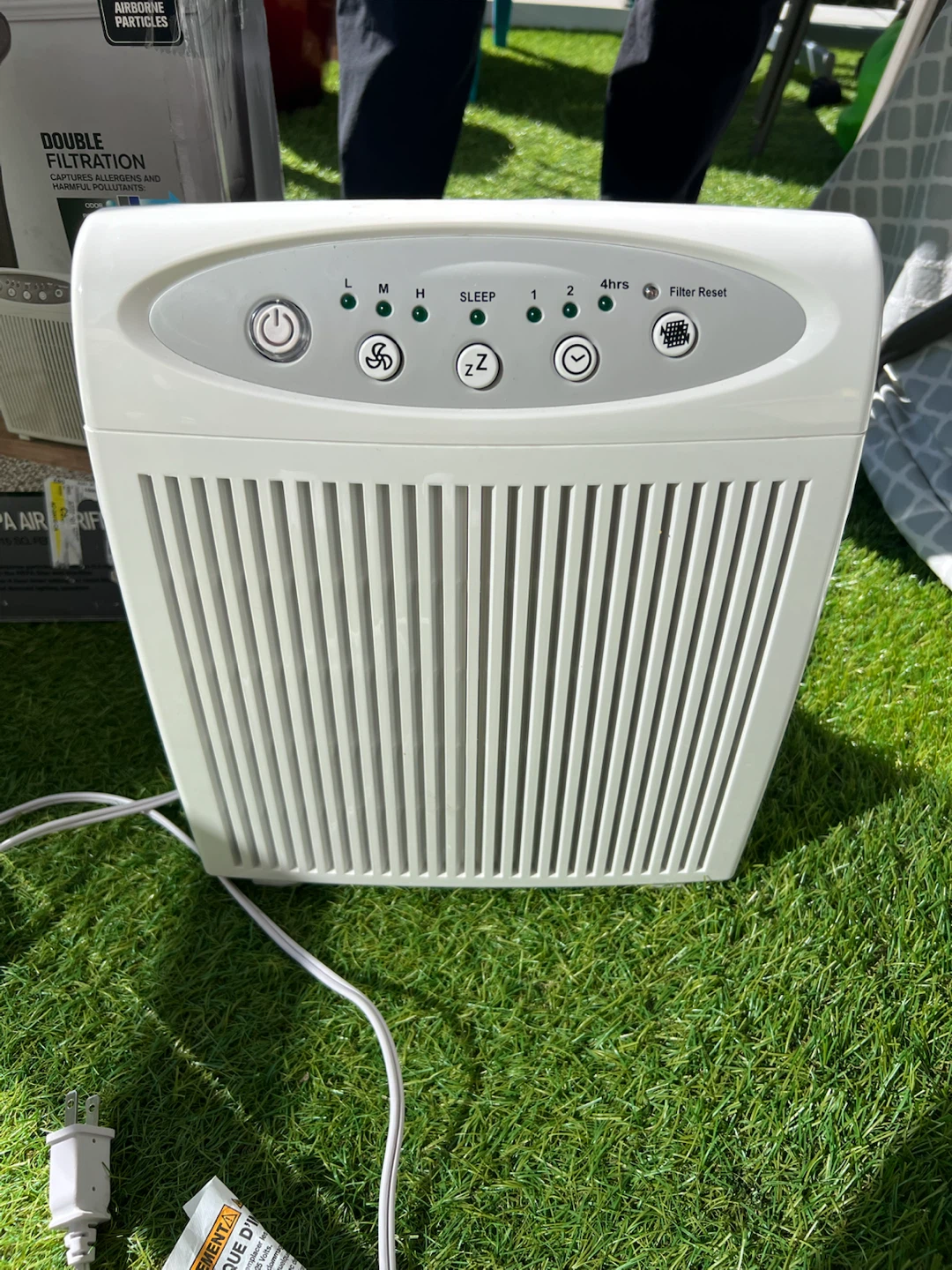 Hometrends Small Room HEPA Air Purifier
