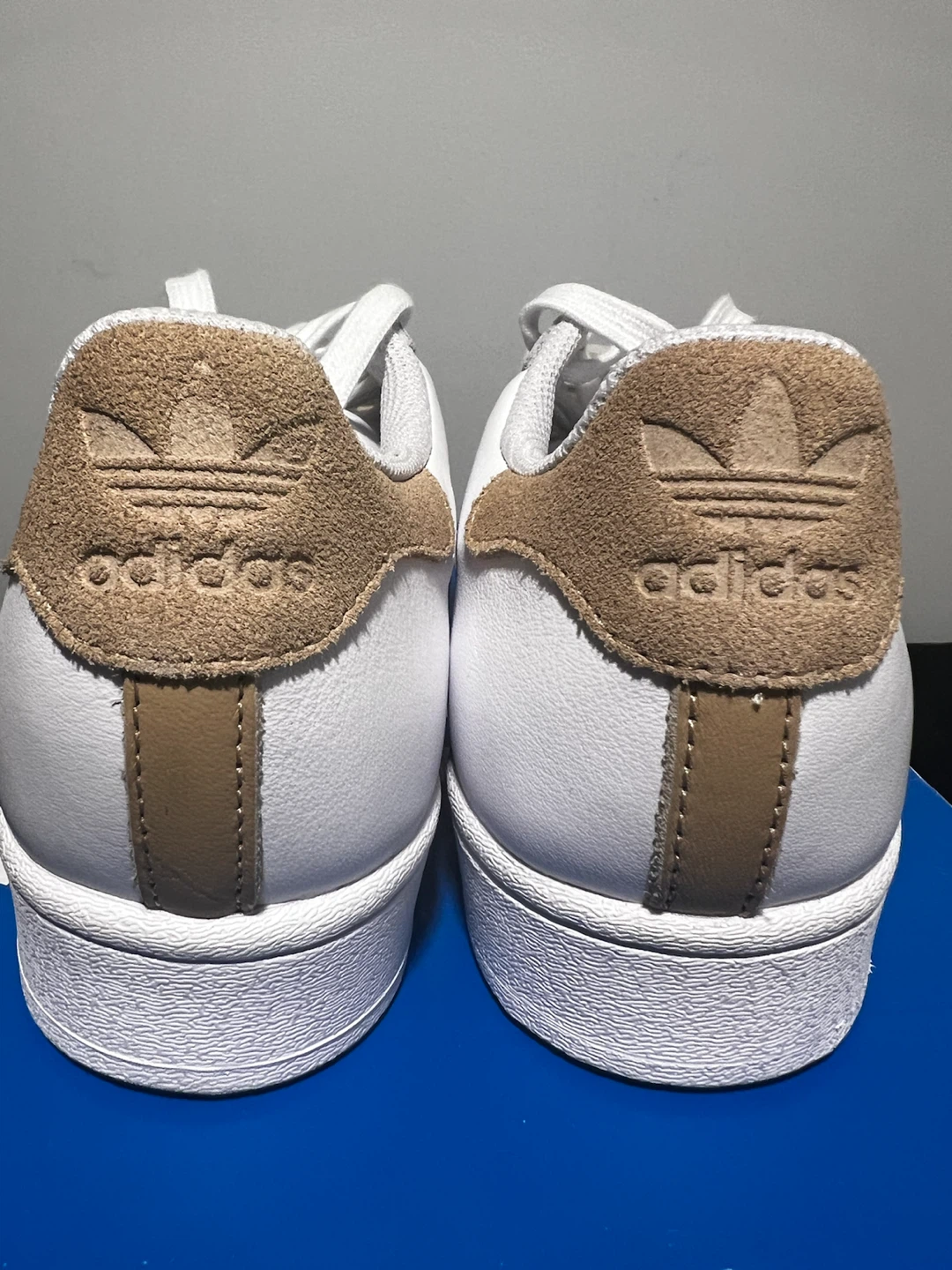 NEW Adidas Superstar White and Tan Sneakers - photo 4