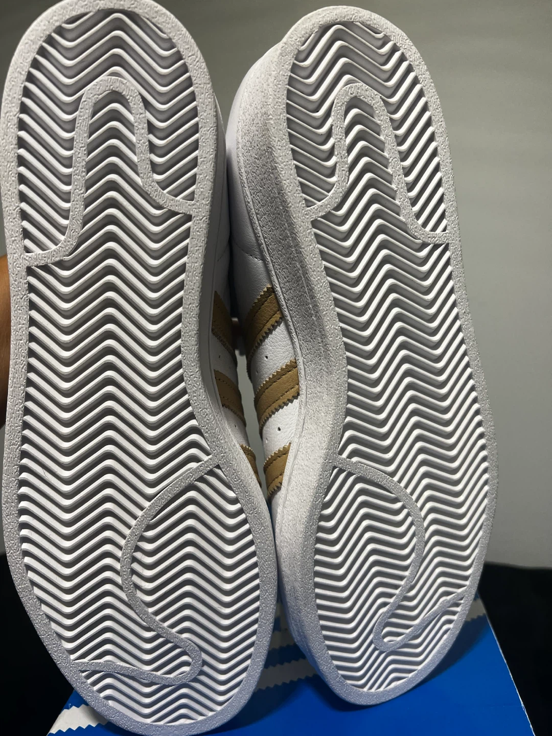 NEW Adidas Superstar White and Tan Sneakers - photo 5