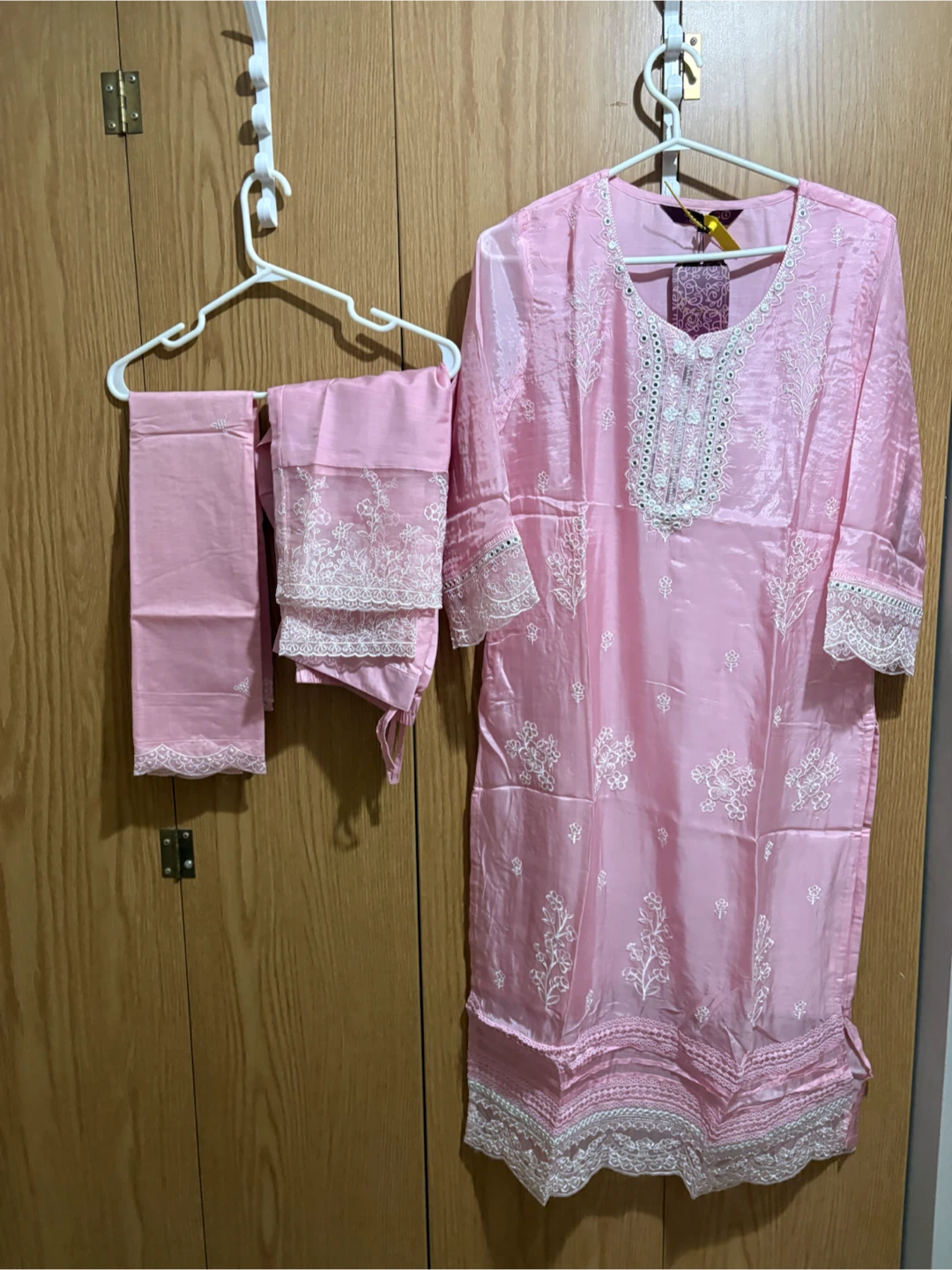 Pink Embroidered Silk Kurta Set - photo 5