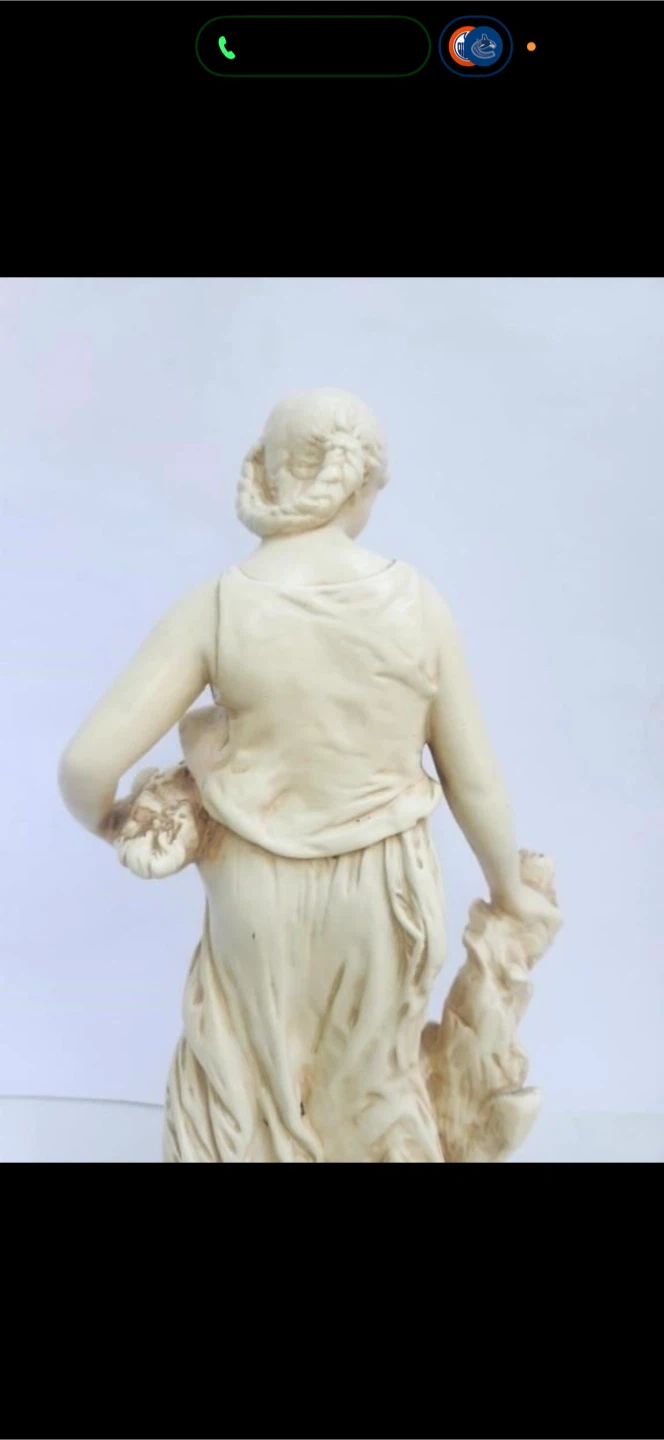 MCM Hip Moreau Statue-Alexander Backer Figurine - photo 3
