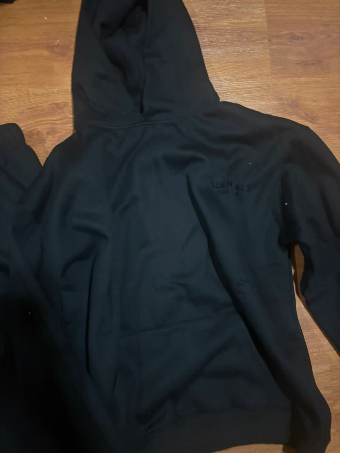 Dark gray and black essentials tracksuits size large - photo 5