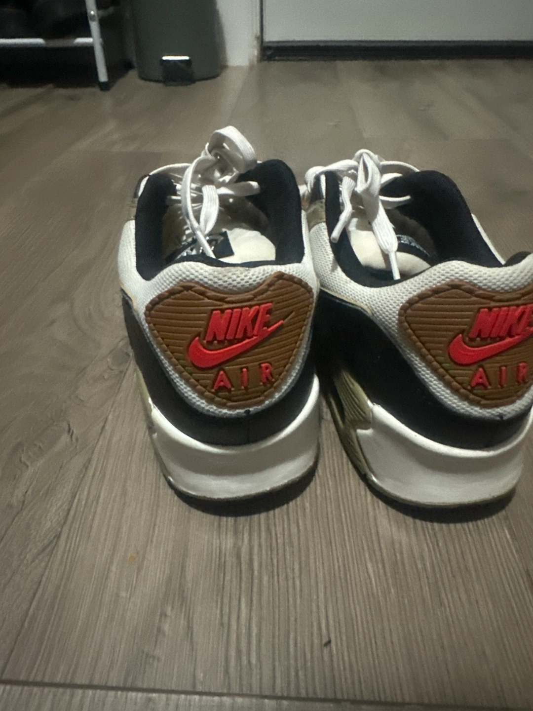 Nike Air Max 90 Sneakers - photo 3