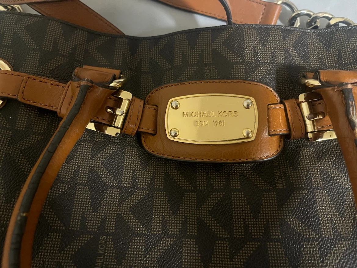 Michael Kors Signature Hamilton Tote - photo 3