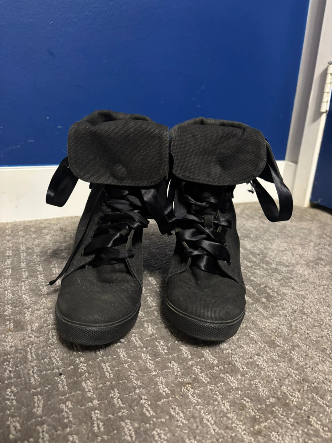 Black Canvas Ankle Boots with Ribbon Laces - photo 3