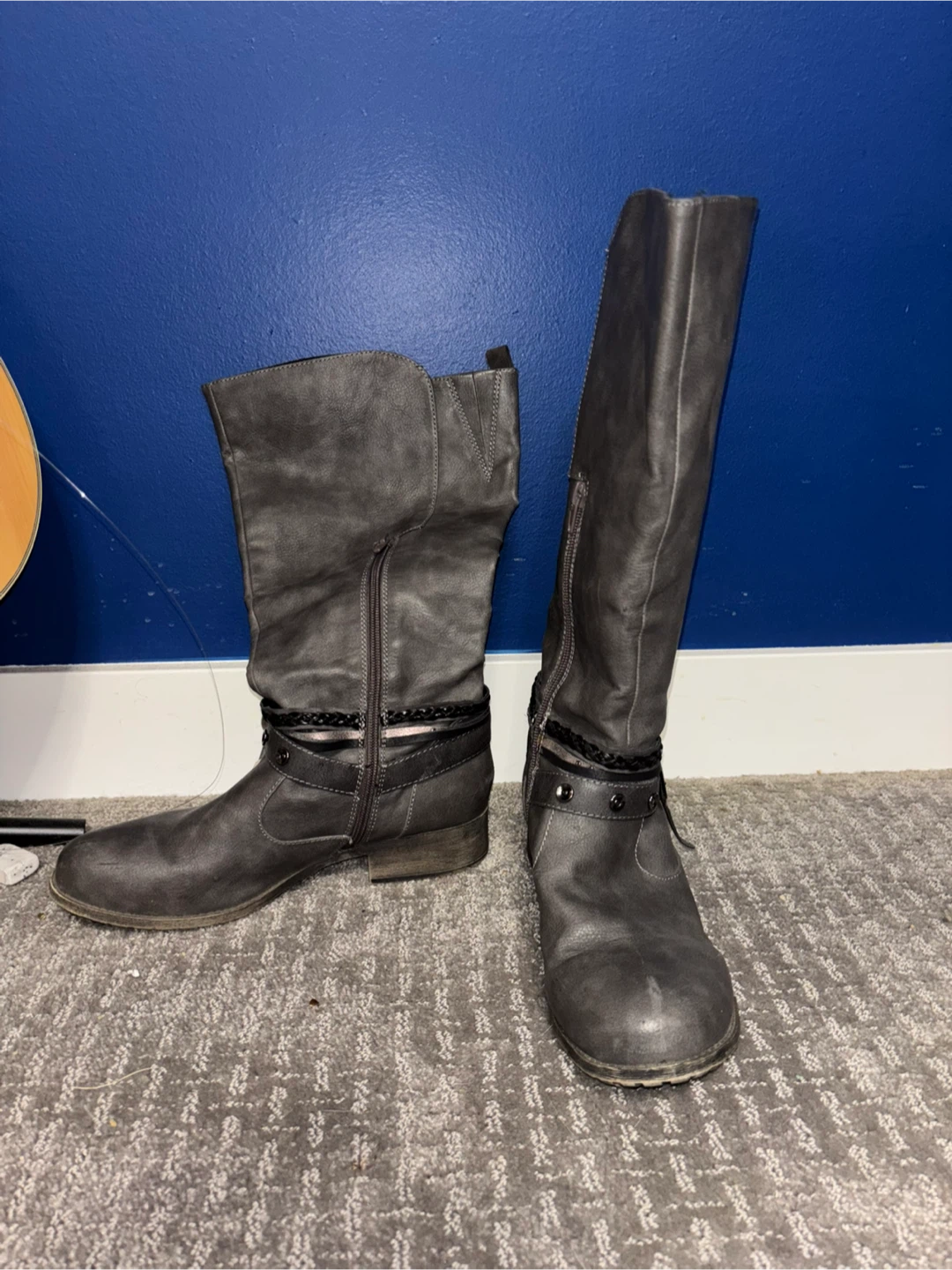 Grey Knee-High Boots Size 9M - photo 2