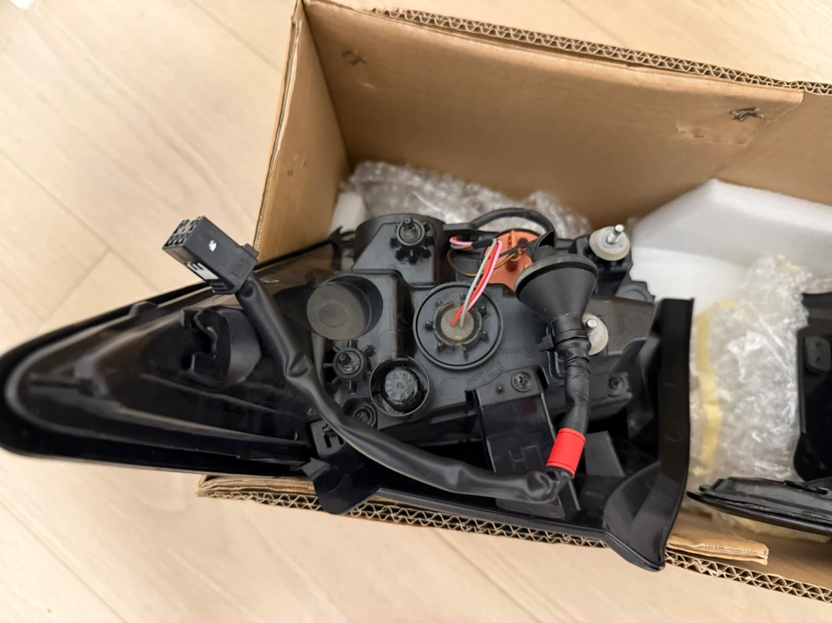 Elantra LED Taillights OEM Set - photo 3