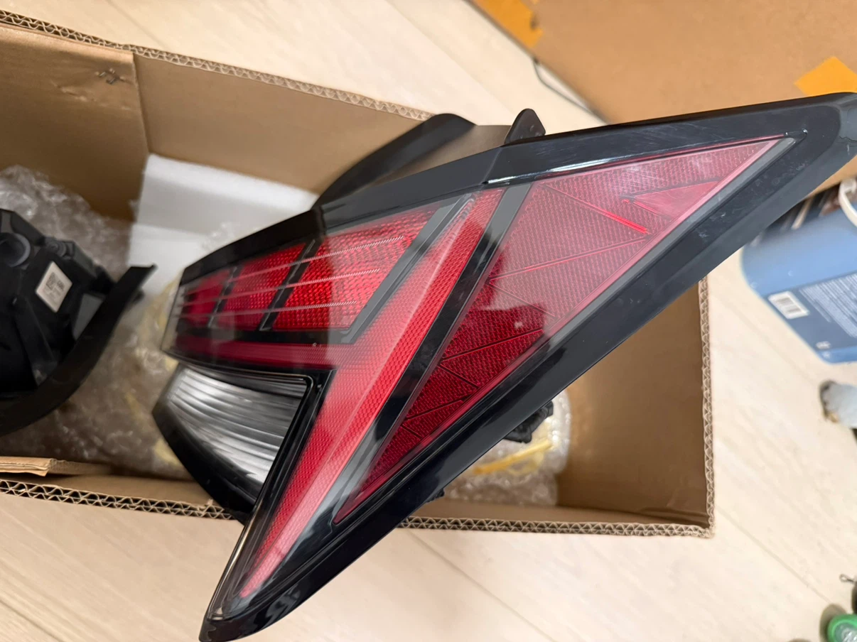 Elantra LED Taillights OEM Set - photo 5
