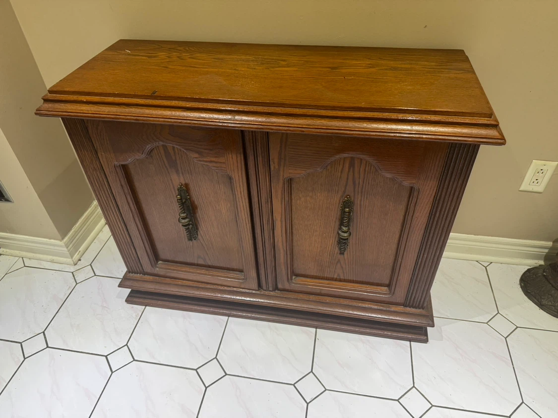 Solid Oak Dining Hutch - photo 4