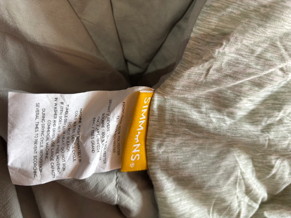 NWOT Simmons King Size Comforter - photo 2