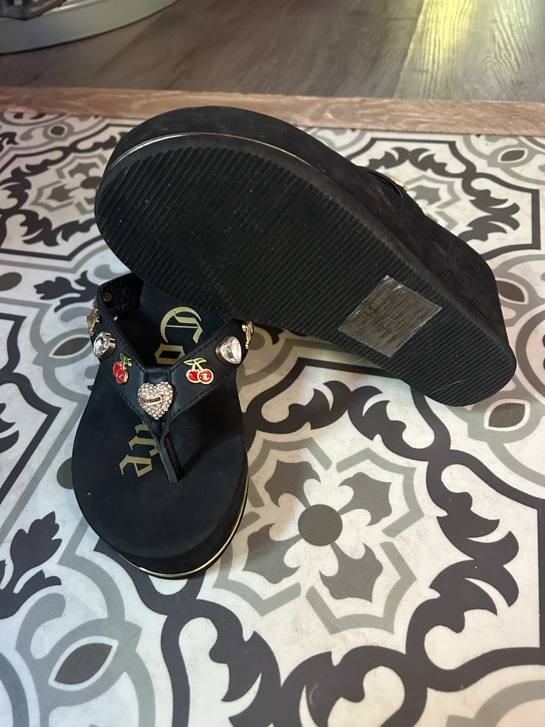 Juicy Couture Platform Flip Flops - photo 2