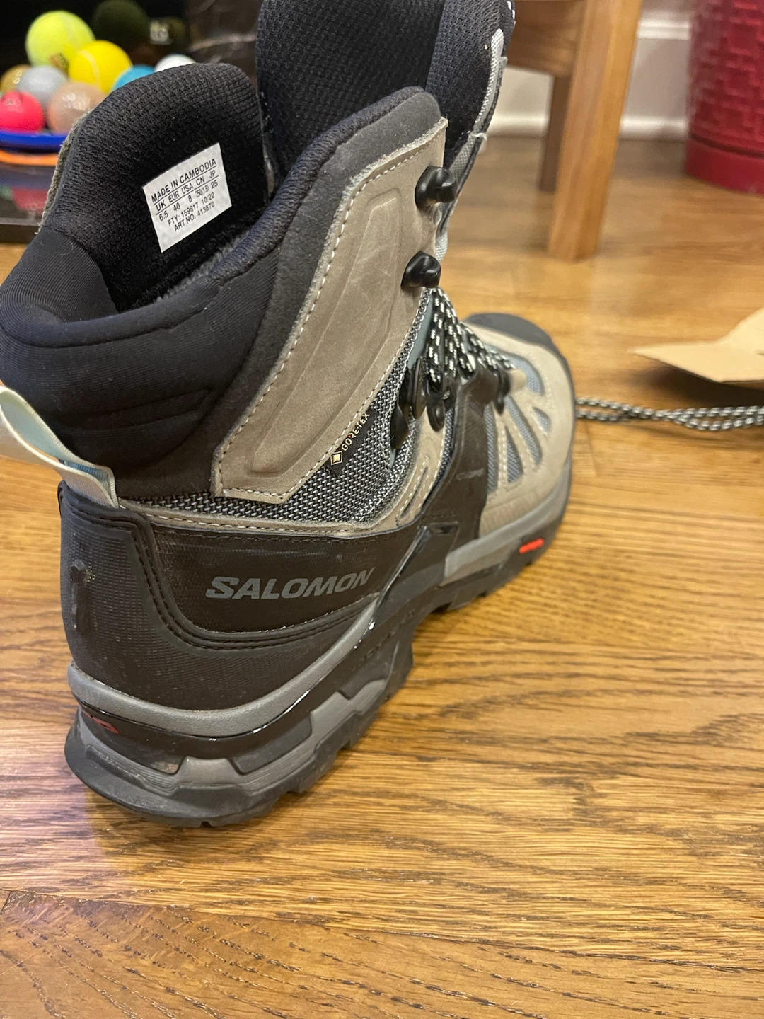 Salomon Quest 4 GTX Women's Hiking Boots - photo 2