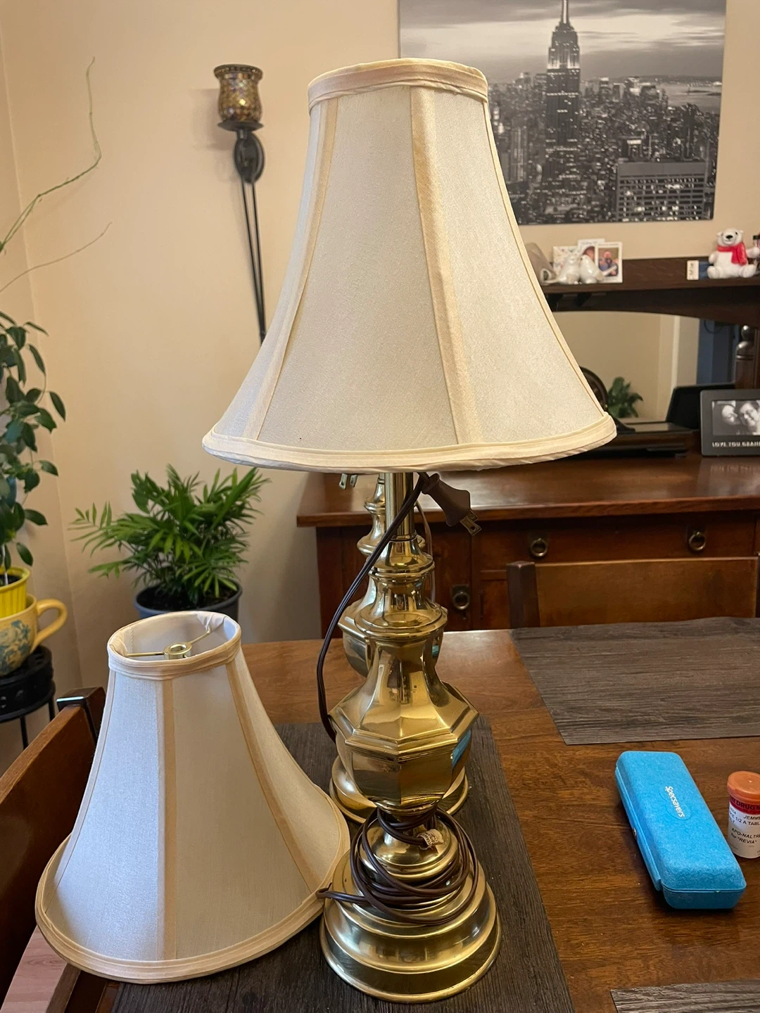 Pair of Vintage Brass Table Lamps - photo 2