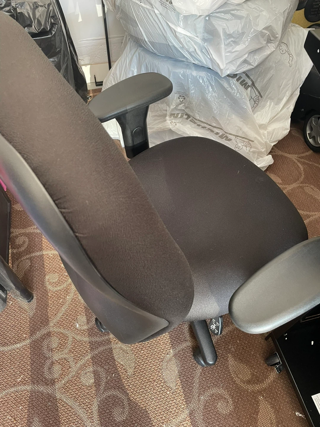 Black Fabric Office Task Chair