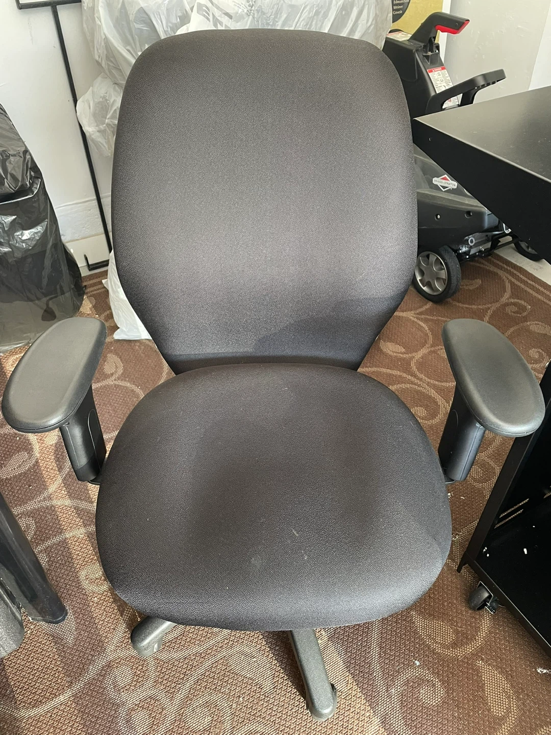 Black Fabric Office Task Chair - photo 2