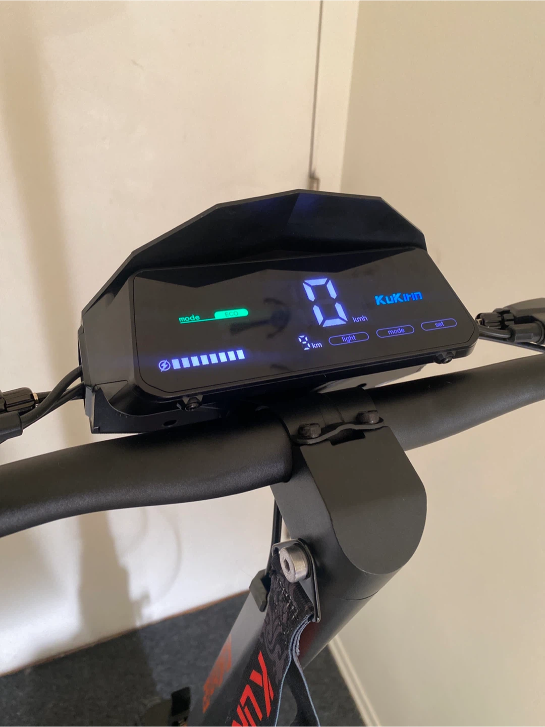 2026 KuKirin G2 Electric Scooter - photo 2