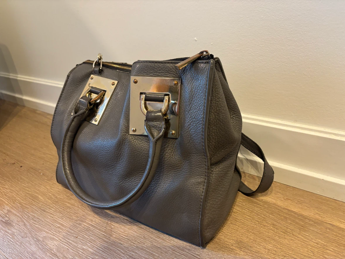 Danier leather purse - photo 2