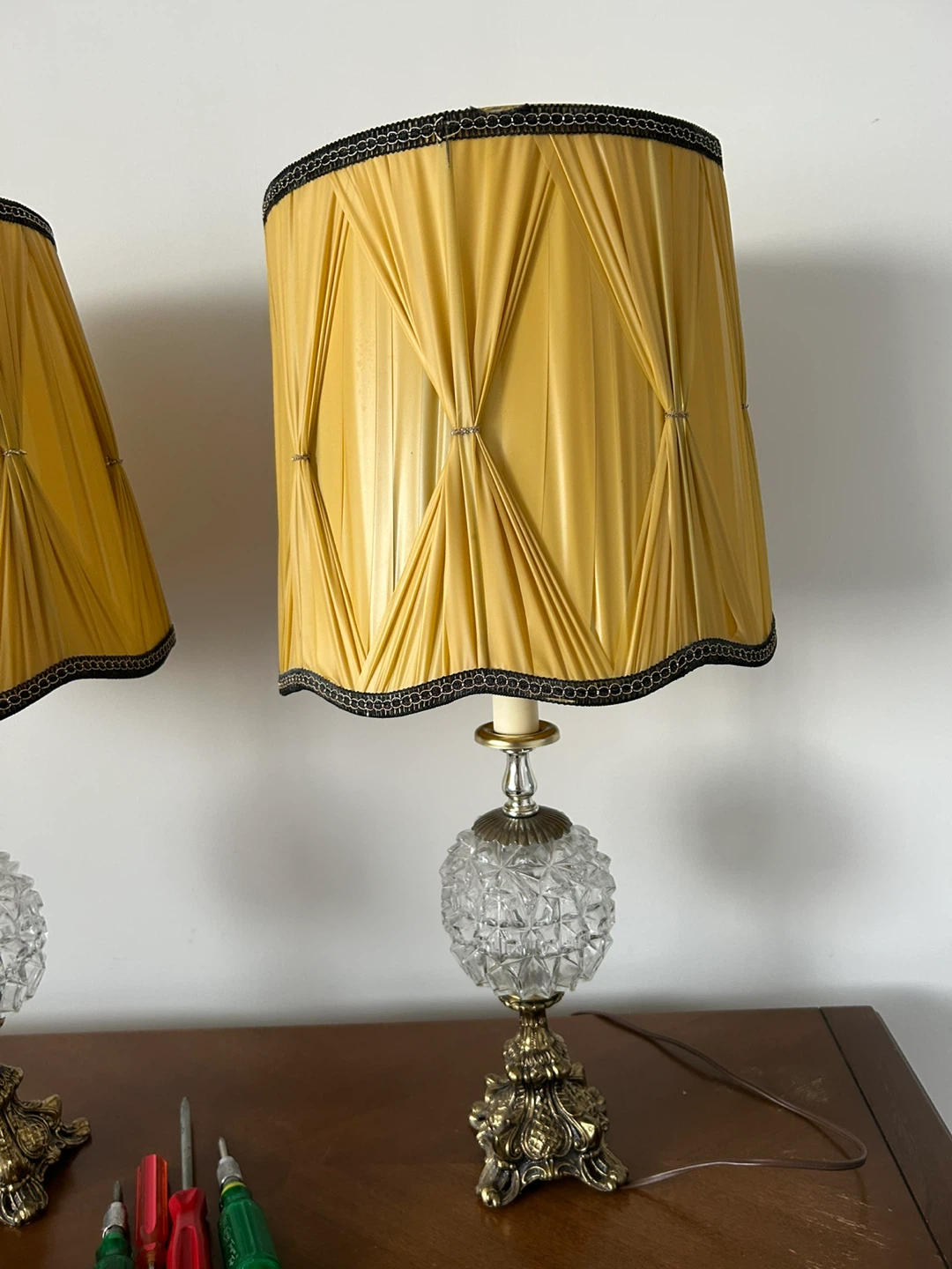 Pair of vintage crystal table lamps - photo 2