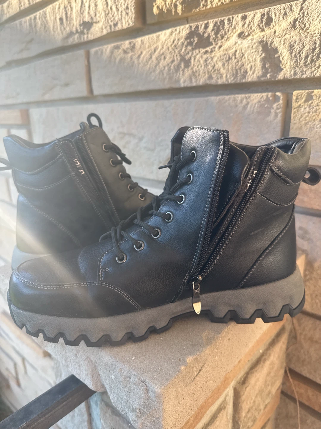 AIMA Black Winter Boots