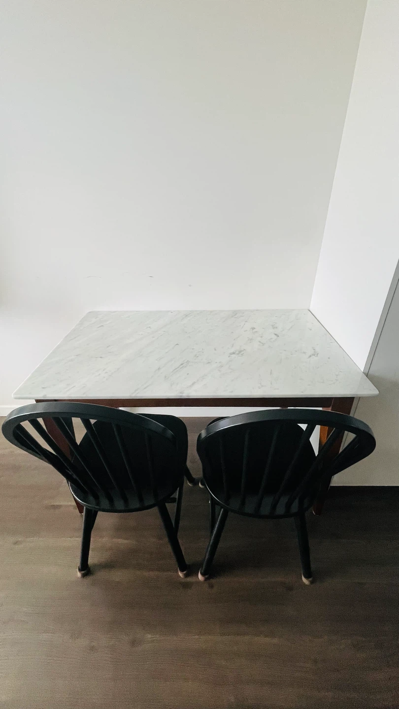 Dining table and two chairs - photo 2