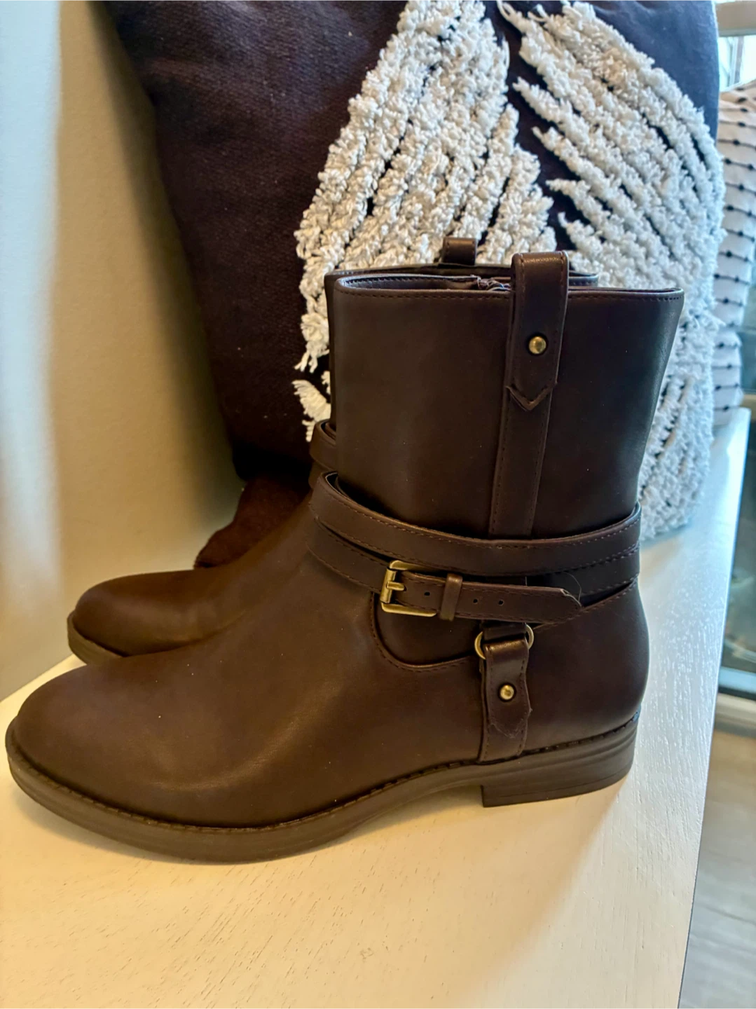 New! Women's Ankle Boots - Size 6