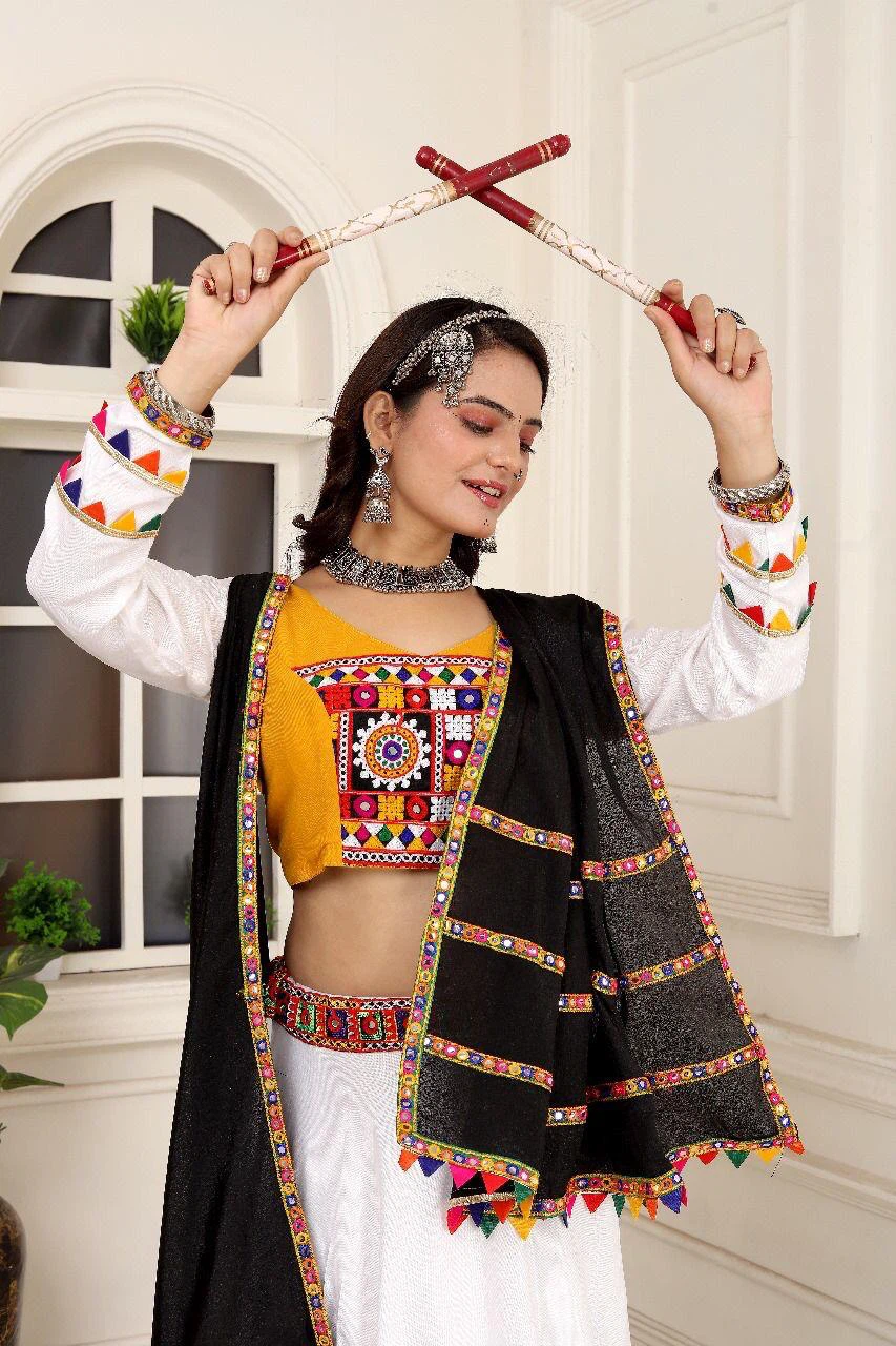 Traditional Chaniya choli on rent $ 35 New