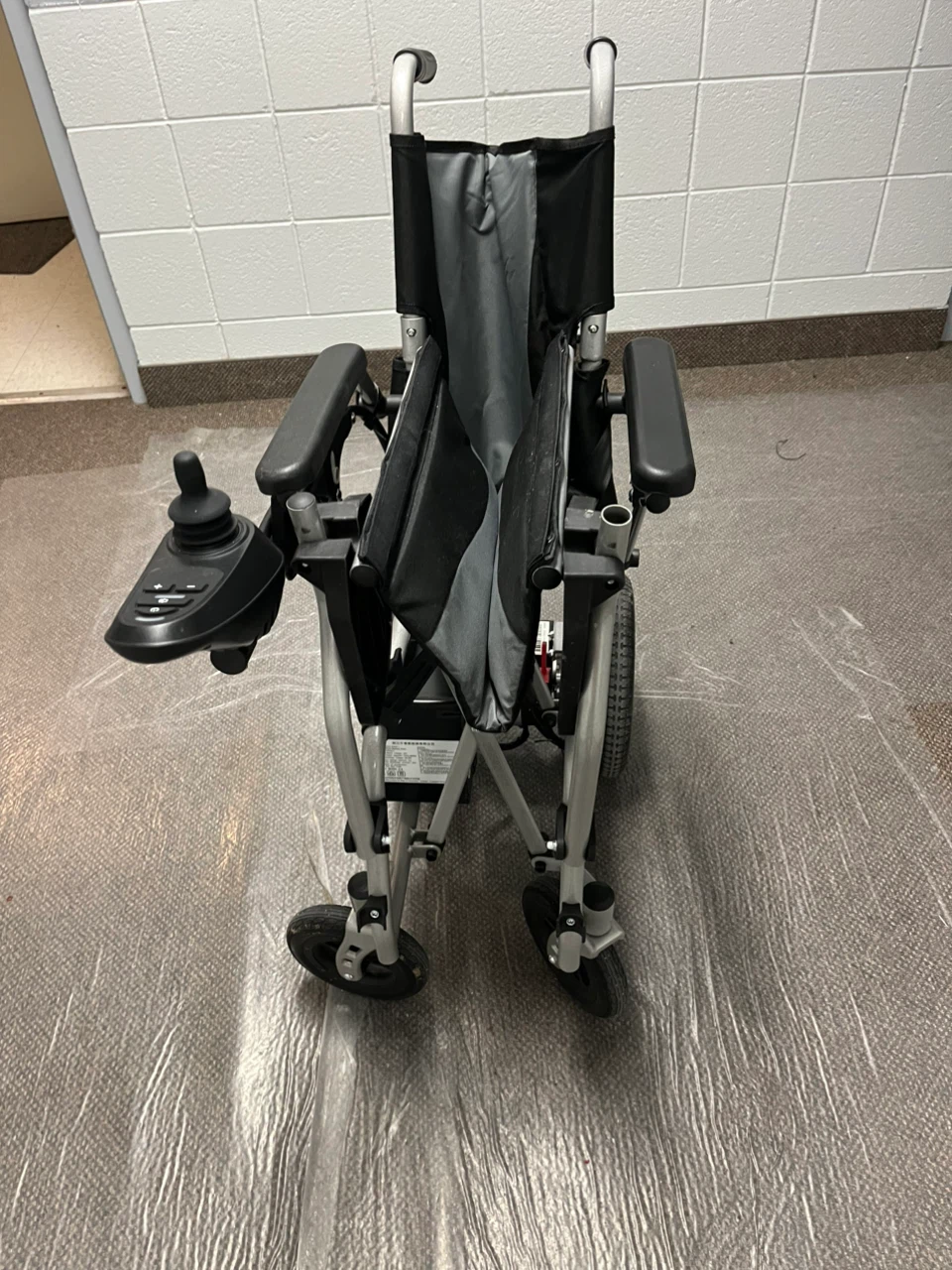 New Foldable Electric Wheelchair - photo 5