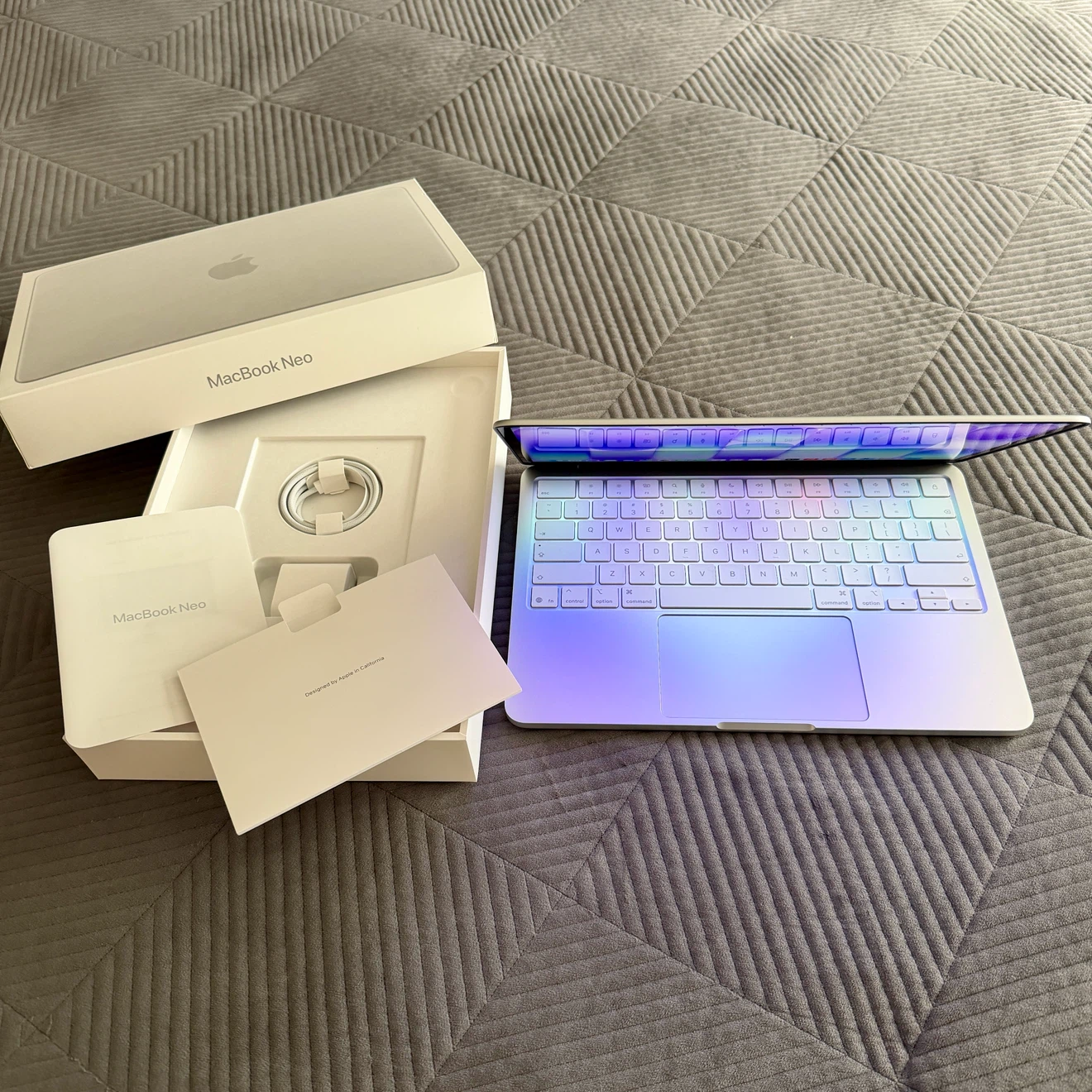 Macbook Neo 2026 / 256GB Storage / 100% Battery - *Warranty* - photo 2