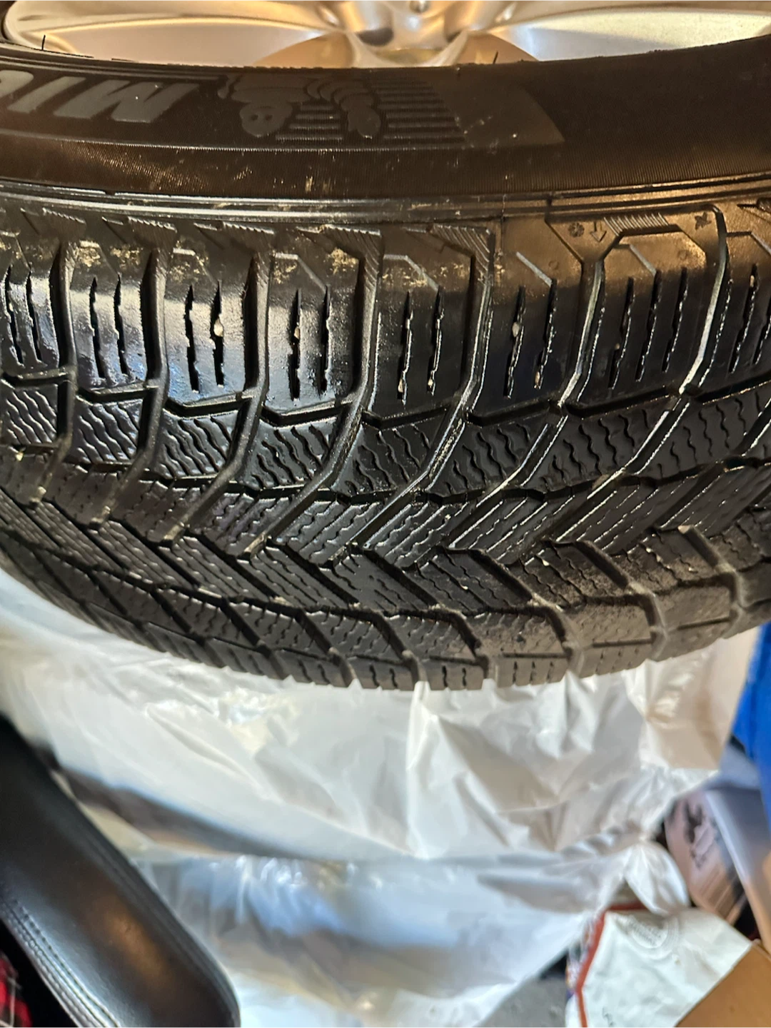Set of 4 Imola Alloy Wheels with Michelin X-Ice Tires - photo 5
