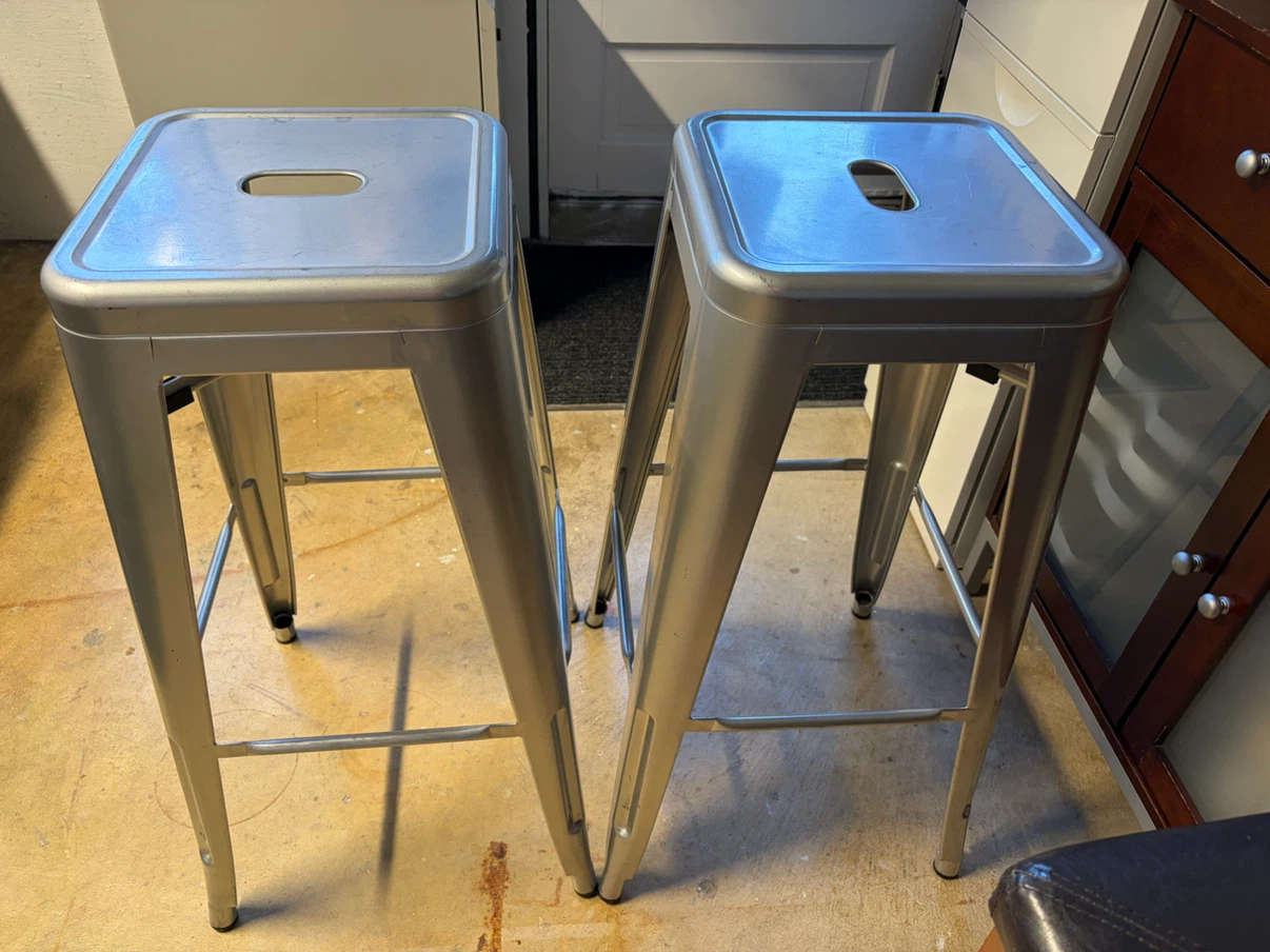 2 Metal Bar Height Stools