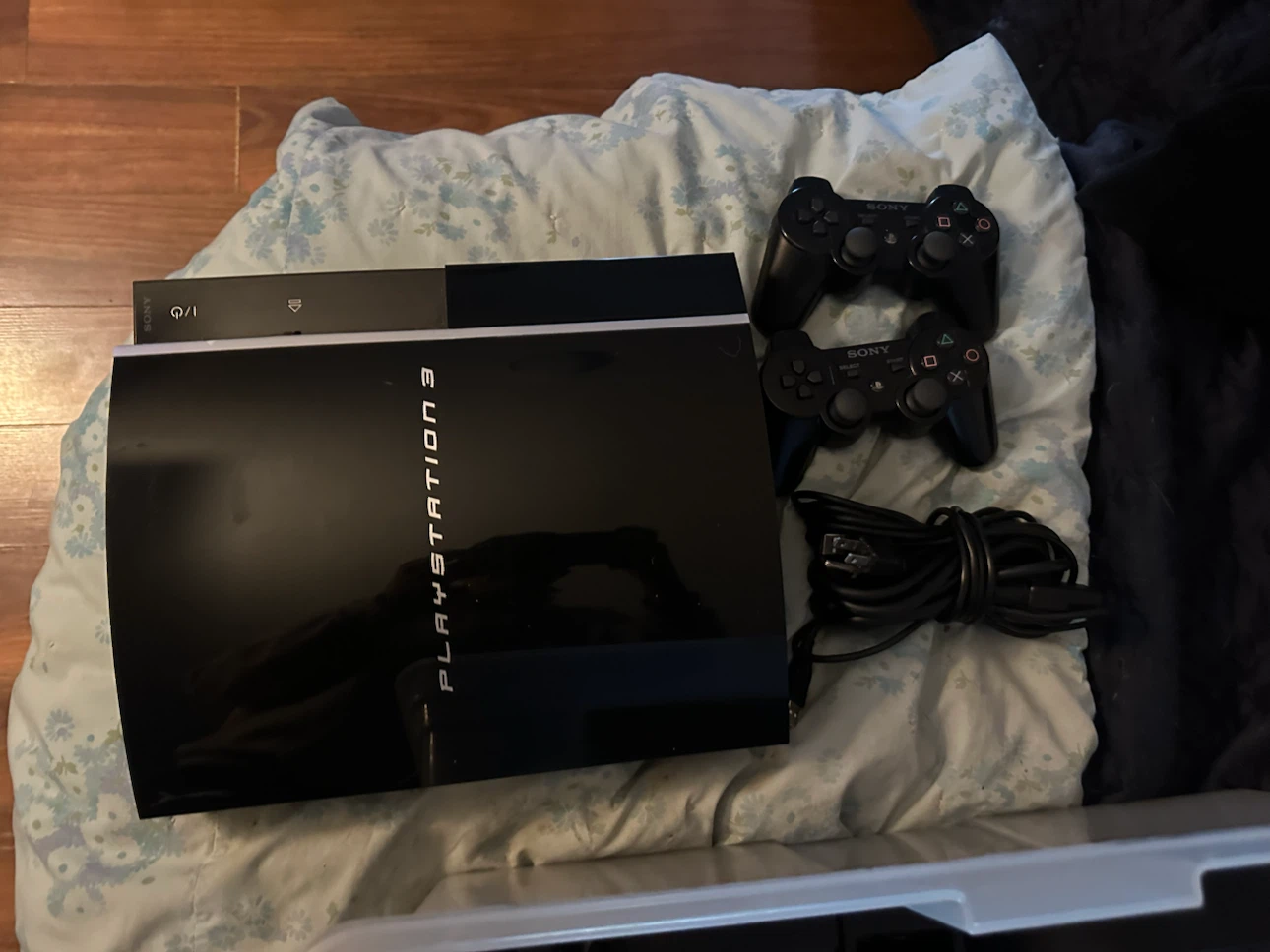 Assorted Retro and Modern Video Game Console Bundle - photo 2