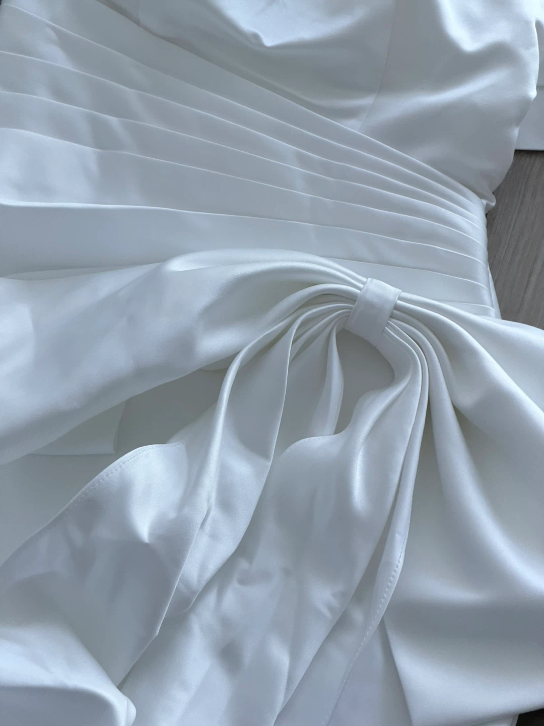 🤍 White Satin Strapless Dress (Off-Shoulder Band) 🤍 - photo 3
