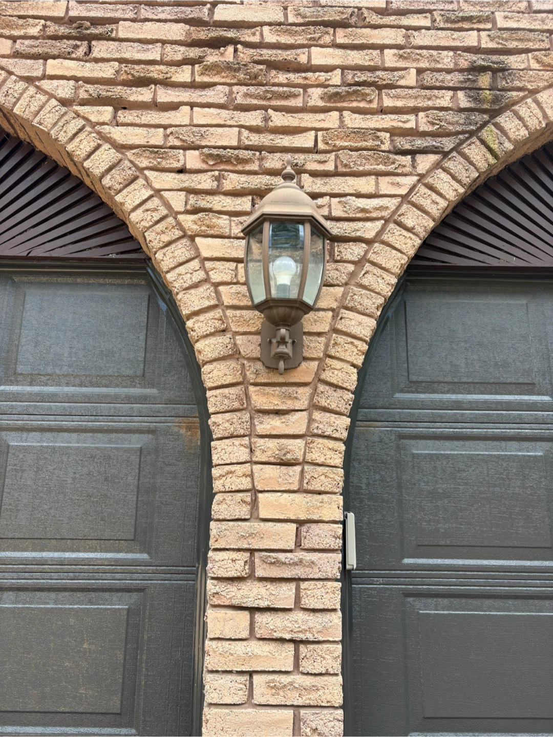 Outdoor Wall-Mounted Lantern Light - photo 3