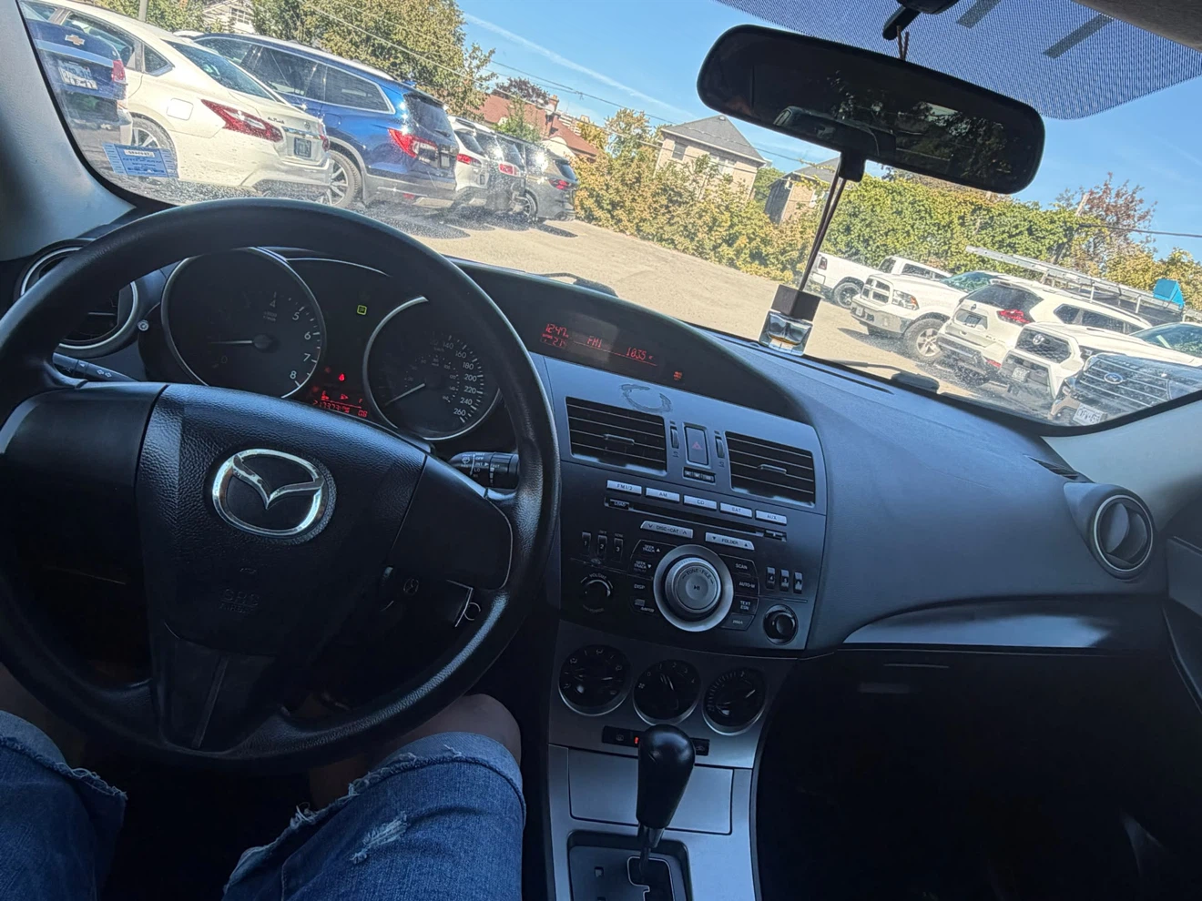 Mazda 3 Sedan - photo 3